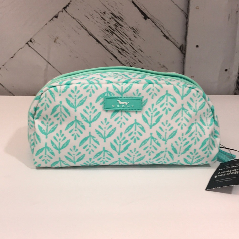 Scout gossip girl aqua Fresca quilted liner bag